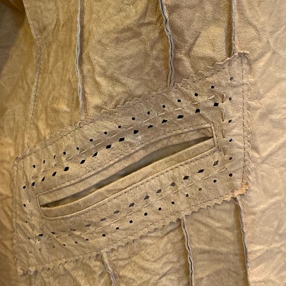 Wilson’s Leather Womens Tan Textured Leather w Die Cut Pattern Border Blazer/ XL - Picture 5 of 15